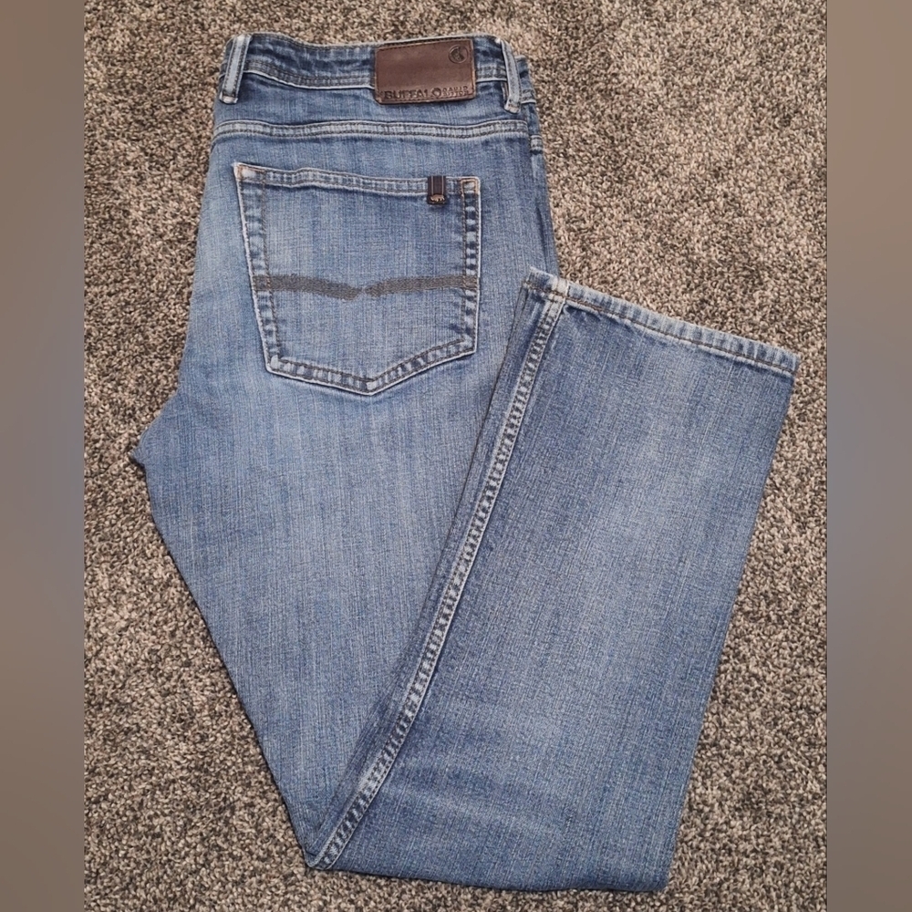 34 X 30 Buffalo Men's Blue Jeans